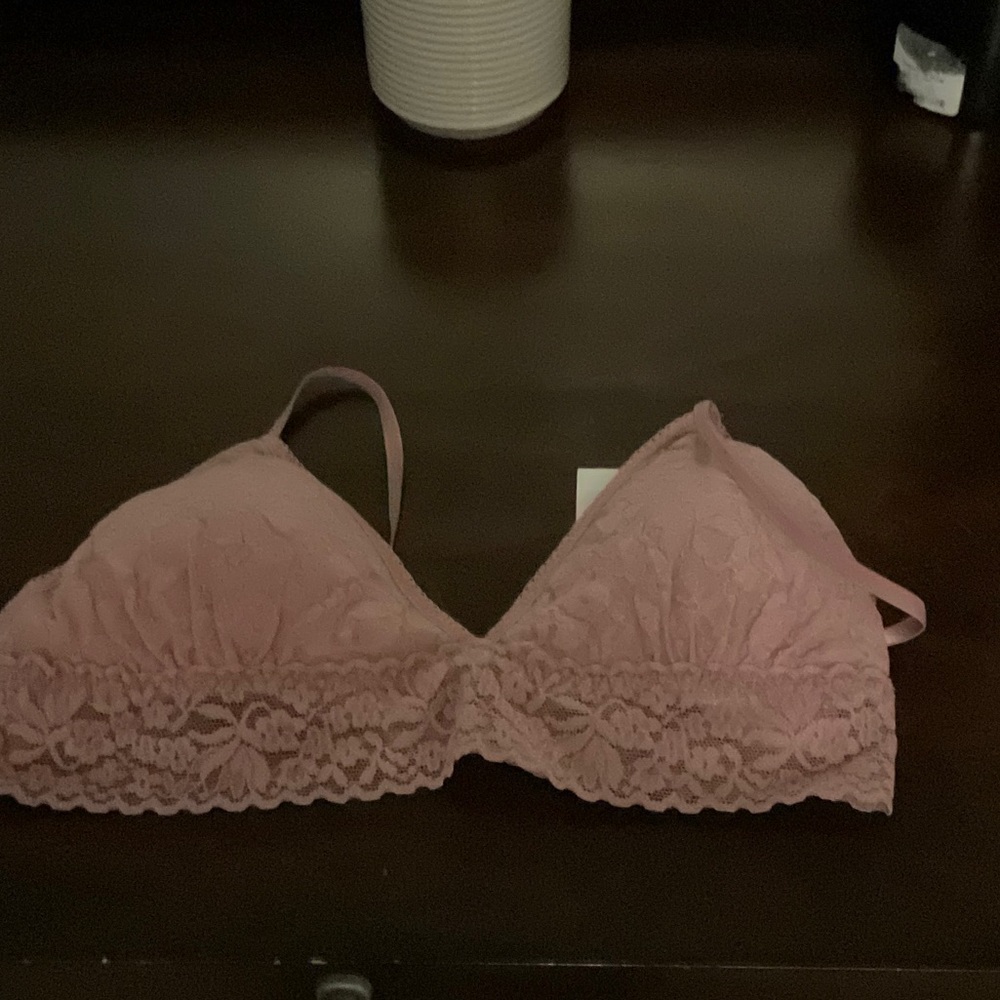 Hanky Panky Blush Lace Bralettes brand new